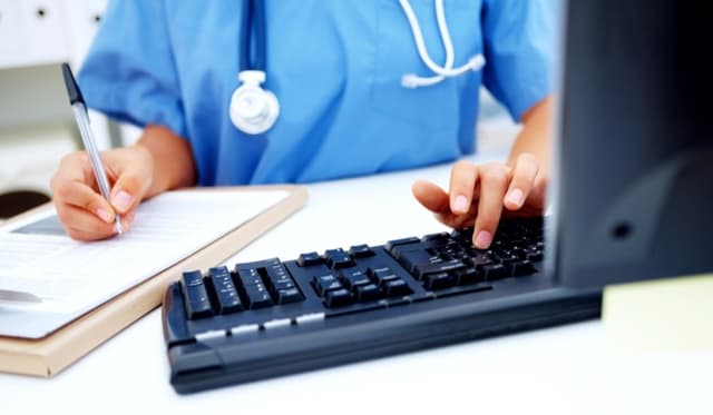 Об изменениях в порядке предоставления и приостановления статуса застрахованного лица в системе ОМС