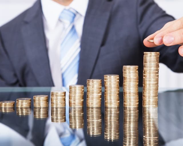 CNAM a acumulat în primele patru luni din 2016 venituri mai mari decît cele planificate