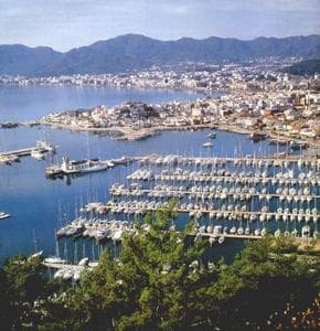 Romania: Proprietarii de iahturi, taxati suplimentar