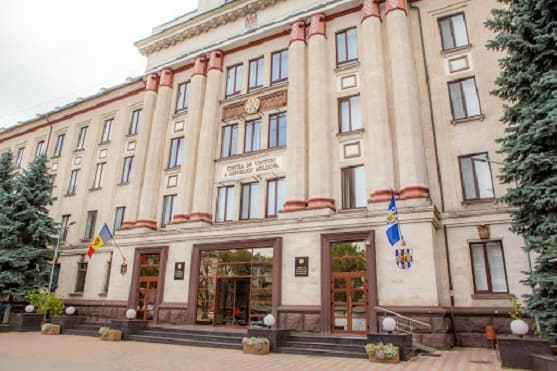 Curtea de Conturi: auditul managementului deșeurilor din plastic