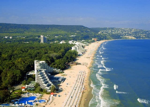 Turiştii moldoveni aleg să se odihnească în România şi Bulgaria, în defavoarea Ucrainei