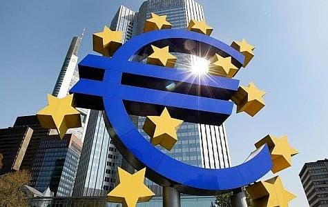 Oficial BCE: Băncile din Grecia nu vor mai primi fonduri de urgenţă în lipsa acordului cu creditorii