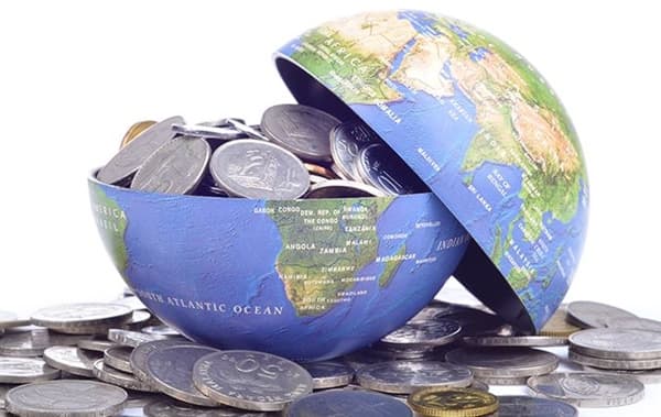 Размер мирового долга достиг рекордных 327% ВВП