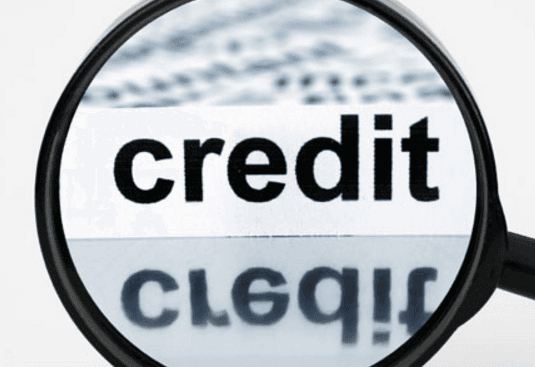 Creditul polonez ar putea fi extins cu încă doi ani, iar sumele minime accesate de agenții economici - reduse