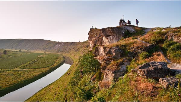 Specialiştii din cinci ţări elaborează o strategie comună de marketing a destinaţiilor turistice din zona Mării Negre