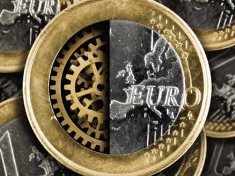 Contribuţia sectorului bancar din Europa la creşterea economică este „nulă sau chiar negativă“