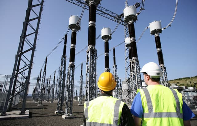 Se anunţă întreruperi programate ale furnizării energiei electrice