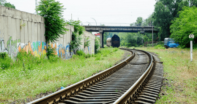 O companie din Kazahstan, interesată să execute lucrări de modernizare a infrastructurii feroviare din Republica Moldova