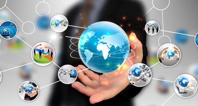 Ungaria interesată să investească în infrastructura energetică şi telecomunicaţii