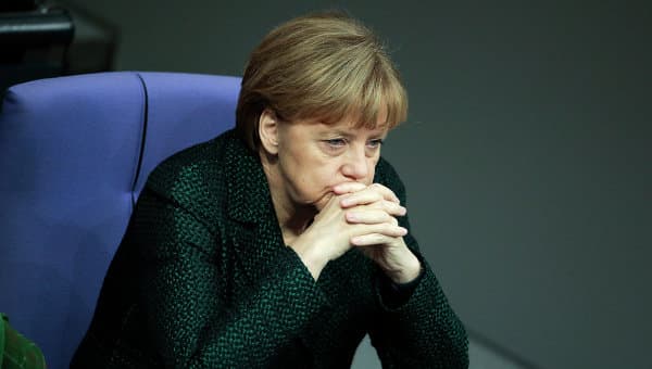 Merkel: Deciziile BCE nu trebuie să devieze cursul reformelor în ţările europene