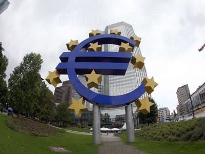 Marile bănci europene vor să vândă active neperformante în valoare de 1,03 miliarde