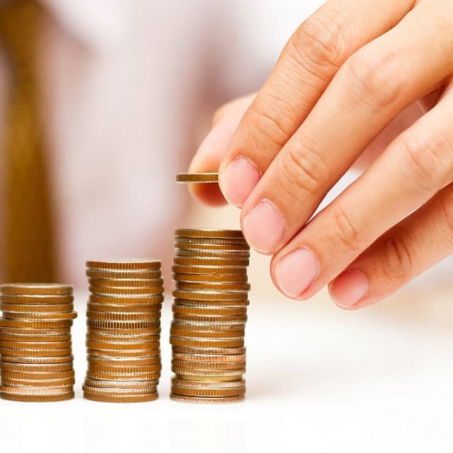 Salariului mediu lunar pe economie în anul 2018 este de 6150 lei