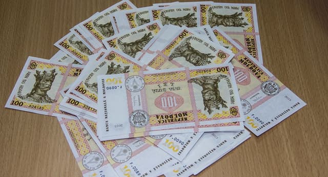 Leul moldovenesc – cea mai stabilă valută în CSI