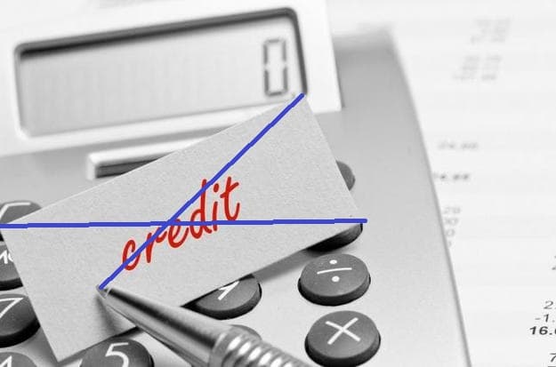 Companiile de asigurări nu vor mai acorda împrumuturi persoanelor terțe