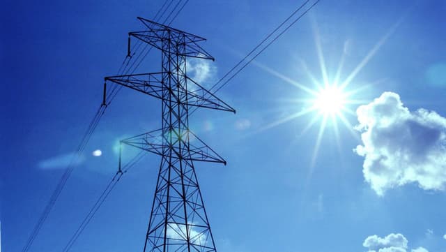 Ucraina vrea să reia în octombrie exportul de energie electrică în Moldova