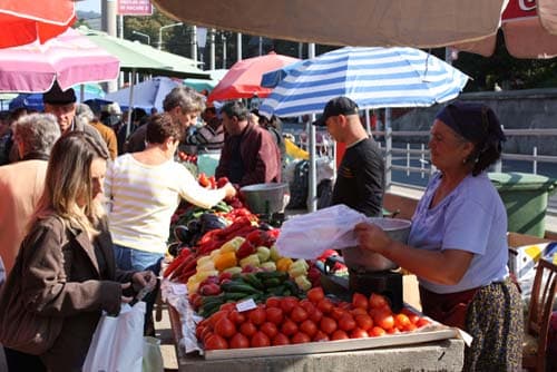 Acţiune pentru combaterea comerțului ilicit în piețele din municipiul Chișinău