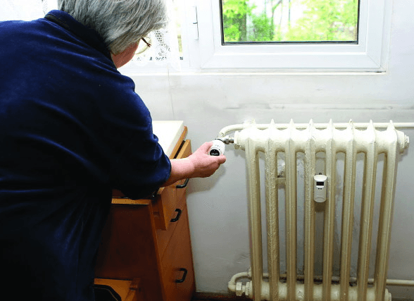 Peste 2600 de blocuri din capitală au datorii la căldură