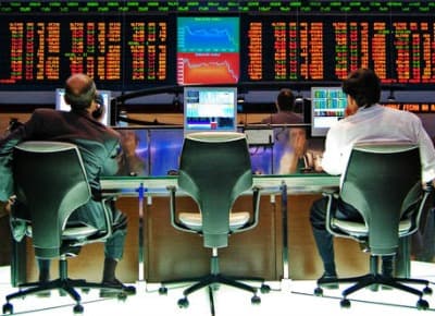 Acţiunile europene au scăzut la minimul ultimelor două săptămâni