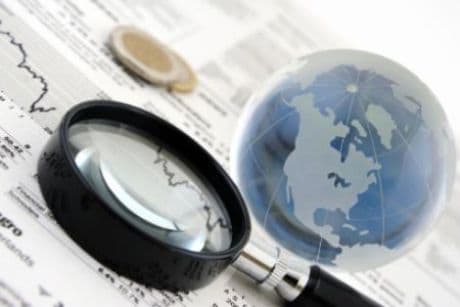 FMI va revizui în scădere estimările privind evoluţia economiei mondiale