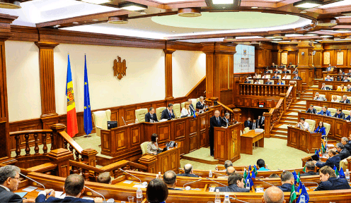 Парламент принял Декларацию о стабилизации и модернизации Республики Молдова