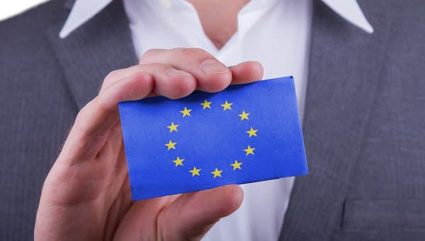 Гражданам Болгарии и Румынии больше не нужны разрешения на работу в ЕС