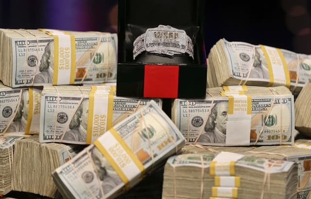 В США средний доход генерального директора компании достиг рекордных $10,5 млн