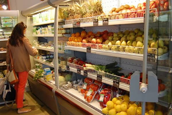 Moldovenii vand in Romania la aceleasi preturi la care exportau in Rusia