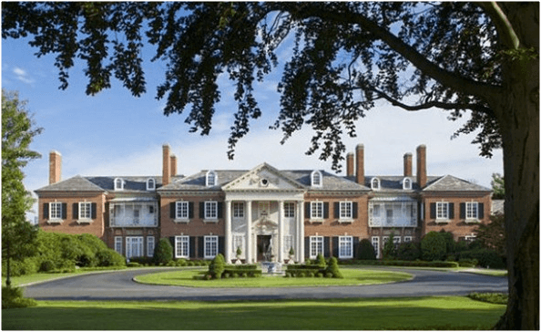 В Великобритании протестуют против введения налога на особняки