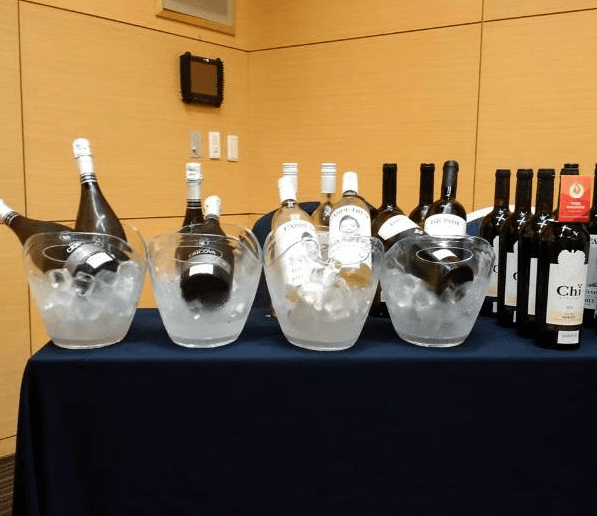 Zece vinuri din Moldova au fost premiate la cel mai important concurs din Asia