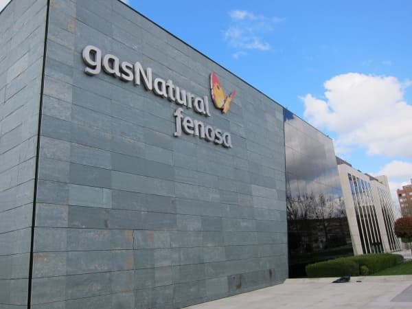 Gas Natural Fenosa настаивает на повышении тарифа за электричество