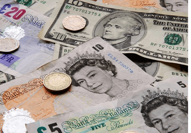 Marea Britanie vrea să reducă diferenţa de remuneraţie dintre femei şi bărbaţi