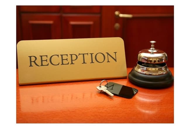 Agenția de turism. Procurarea de la nerezident a serviciilor de cazare și reflectarea la venituri a comisionului primit