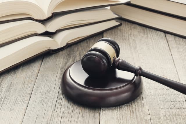 Condițiile de anulare a actelor încheiate de către debitor