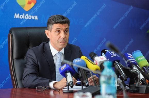 Комиссия по экономике проведет слушания по вопросу преодоления экономического кризиса