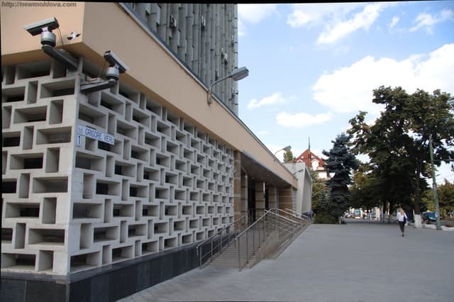 НБМ сохранил базисную ставку