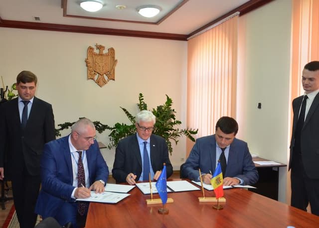 EUBAM, OLAF și Serviciului Vamal au semnat o Strategie în domeniul luptei cu contrabanda a produselor din tutun