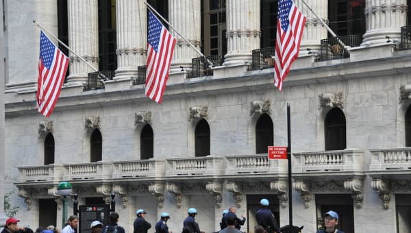 Акции сырьевых компаний стали лидерами снижения на рынке США