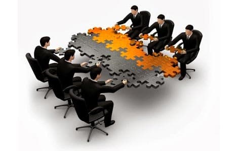 Секреты профессиональных переговорщиков: как говорить за столом переговоров