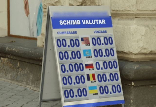 Cursul valutar va fi modificat de două ori pe zi la casele de schimb