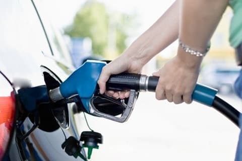 Două companii petroliere din țară au ieftinit gazul lichefiat