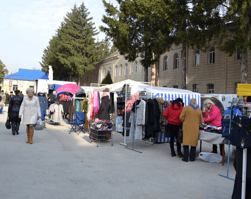 La Edineț a avut loc expo-targ „Ultima frunză 2015"