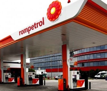 Compania chineză CEFC China Energy Company Ltd a cumpărat lanţul de benzinării Rompetrol