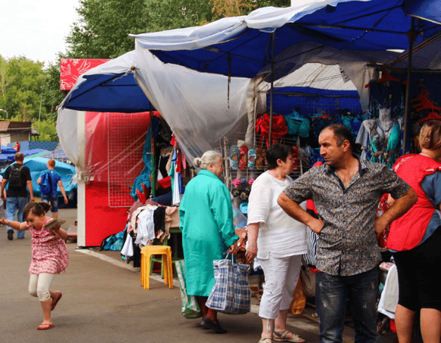 Непродовольственные рынки, киоски и бутики, размещенные в центре Кишинева, будут перенесены в другие районы города