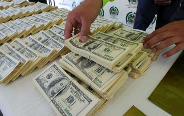 Предложение валюты в январе покрыло спрос на неё на 112,7%