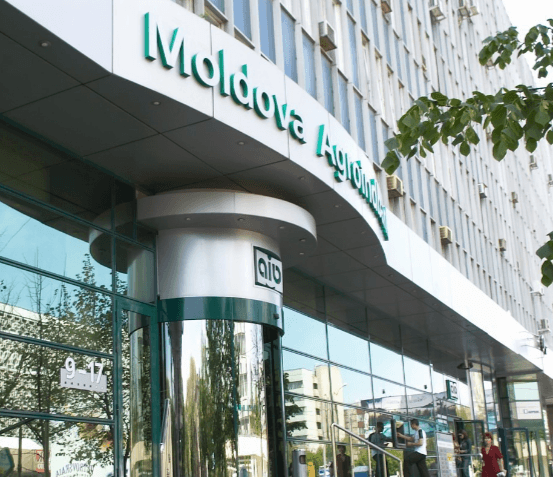 Termenul de vânzare a acțiunilor MAIB, prelungit cu jumătate de an