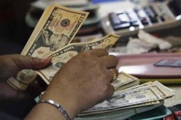 Инвесторы увеличили ставки на укрепление доллара до рекордных $48 млрд