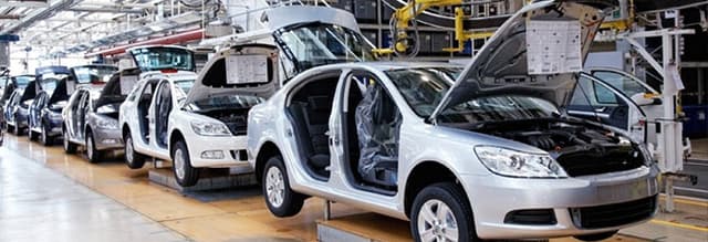 România a ajuns pe locul întâi în lume la creşterea producţiei de maşini în 2013