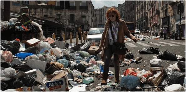 Oraşul Napoli este la un pas de faliment, cu datorii de 1 miliard de euro