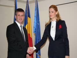 Mai multe proiecte de dezvoltare a drumurilor au fost puse de acord la Bucureşti