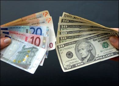 BNM: Oferta de valută străină de la persoanele fizice a scăzut cu peste 20 la sută, în februarie